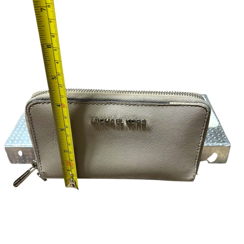 Michael Kors Jet Set Travel Crossgrain Leather Continental Wallet